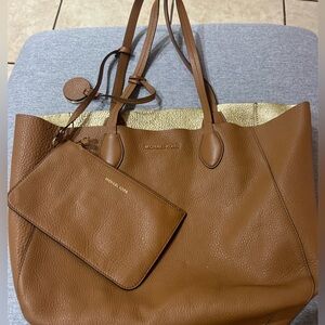 Michael Kors pebbled leather reversible tote with pouch/wristlet
